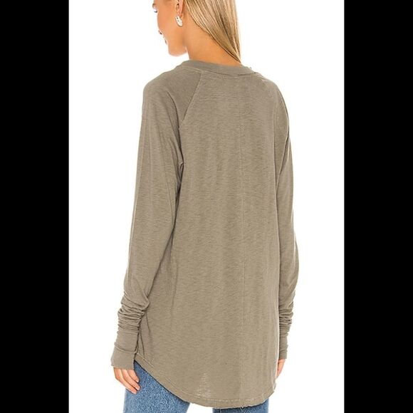 FREE PEOPLE ARDEN TEE  LARGE NWT SMALL ONLY AVAILABLE $58 - Picture 2 of 10